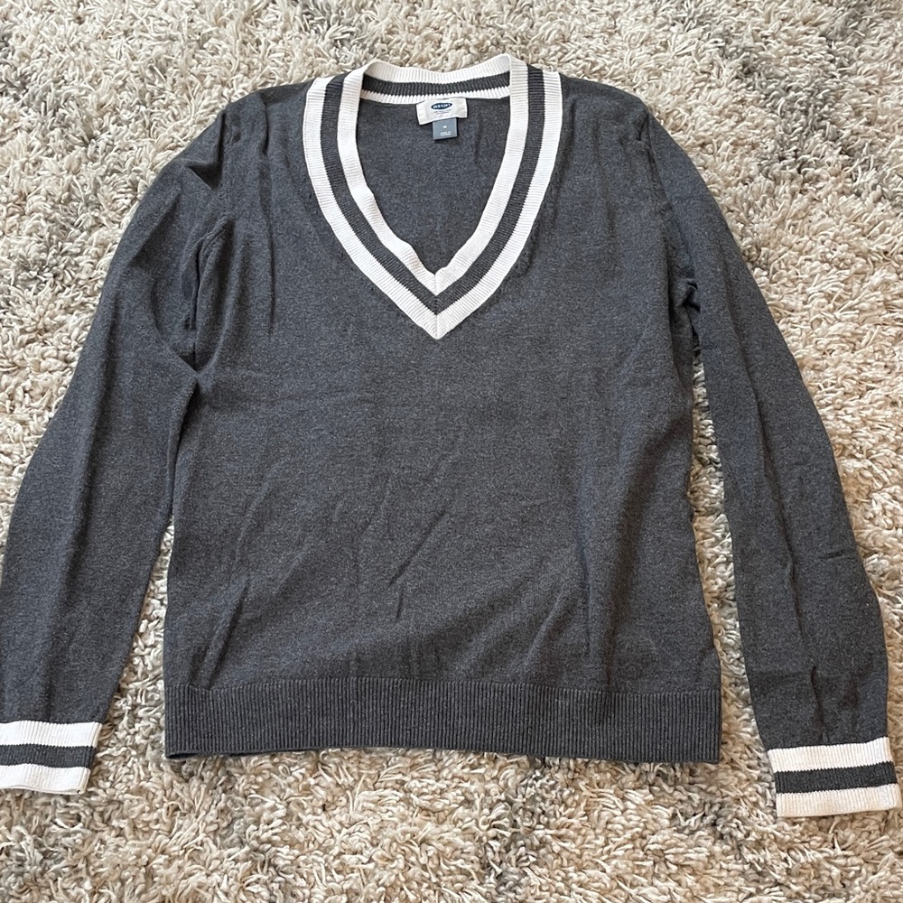 Old Navy Dark Gray V-Neck Sweater with‎ White Stripes